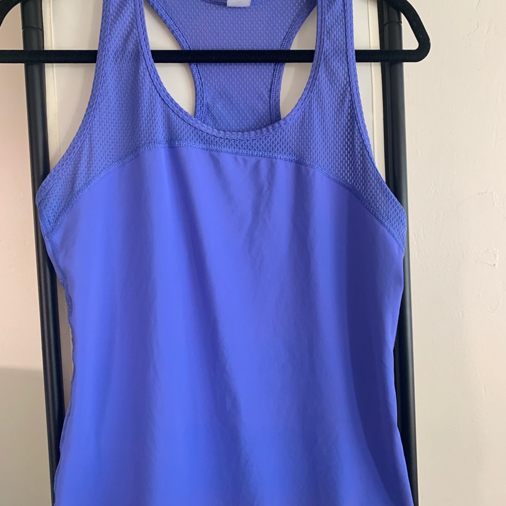 Gap Active Tank Tops